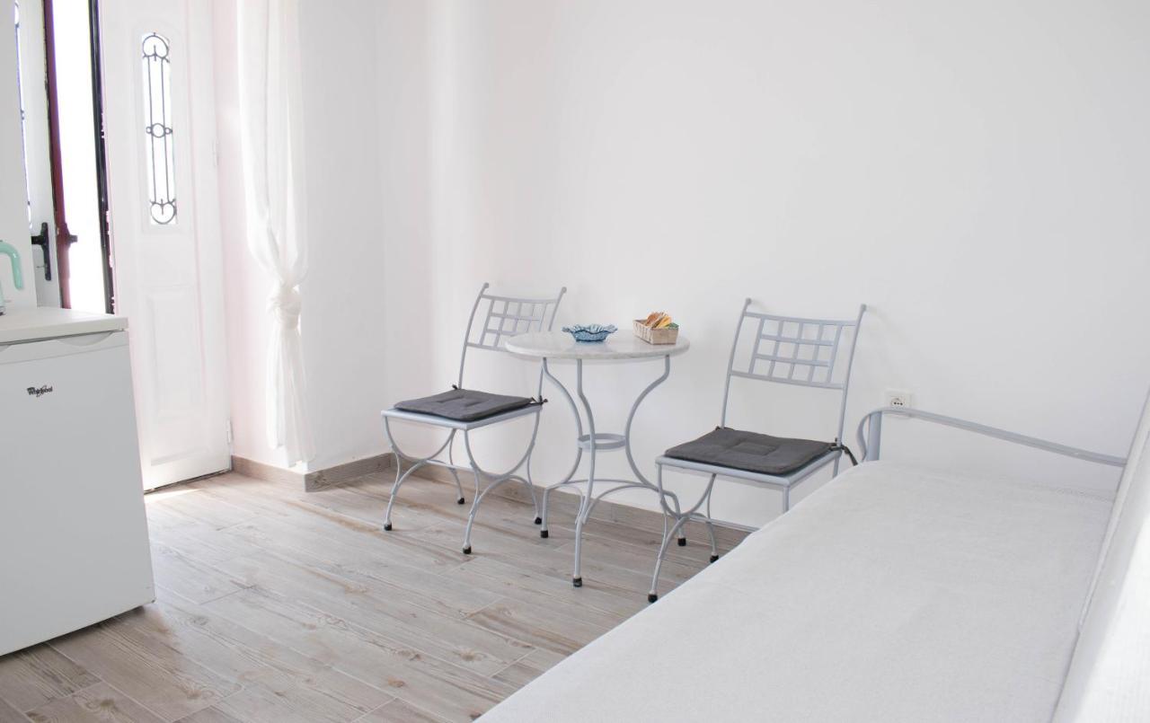 Marea Apartments Simi Dış mekan fotoğraf